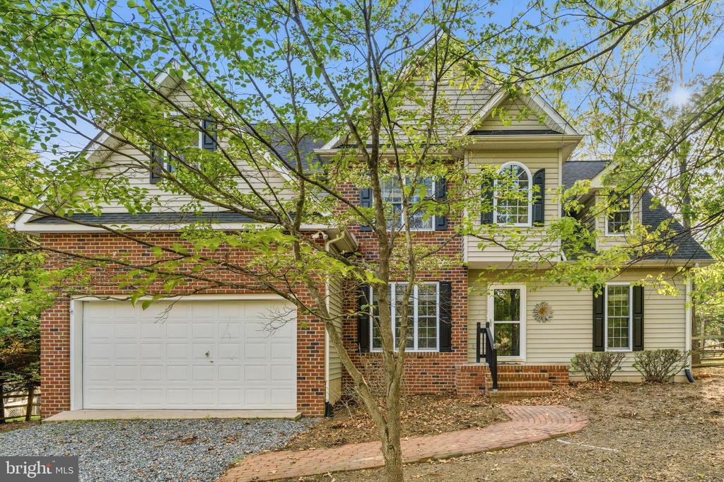 4 HIGHLAND RD, PALMYRA, Virginia 22963, 4 Bedrooms Bedrooms, ,2 BathroomsBathrooms,Residential,4 HIGHLAND RD,VAFN2000670 MLS # VAFN2000670