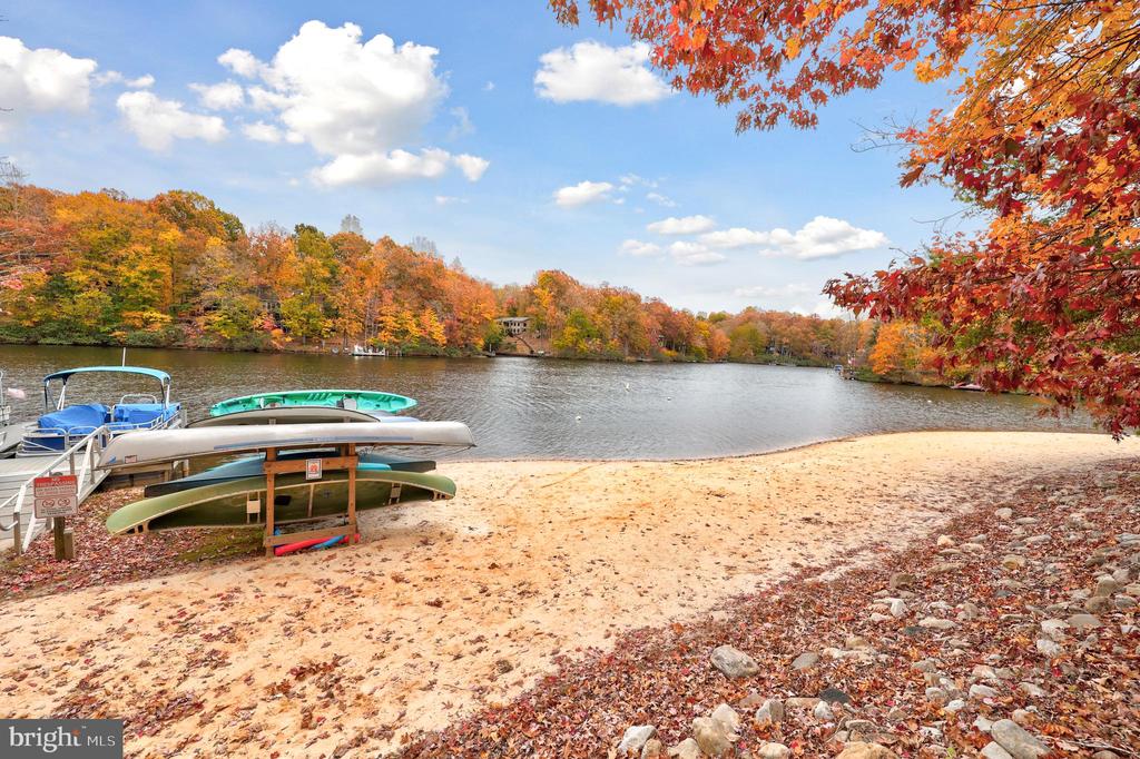 4 HIGHLAND RD, PALMYRA, Virginia 22963, 4 Bedrooms Bedrooms, ,2 BathroomsBathrooms,Residential,4 HIGHLAND RD,VAFN2000670 MLS # VAFN2000670