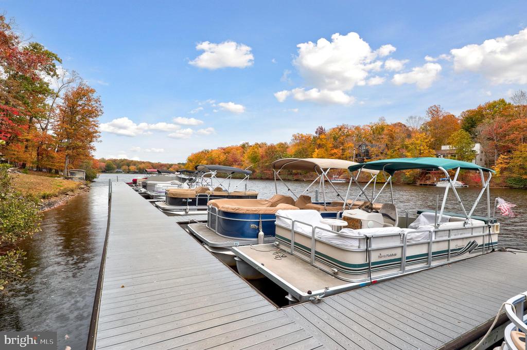 4 HIGHLAND RD, PALMYRA, Virginia 22963, 4 Bedrooms Bedrooms, ,2 BathroomsBathrooms,Residential,4 HIGHLAND RD,VAFN2000670 MLS # VAFN2000670