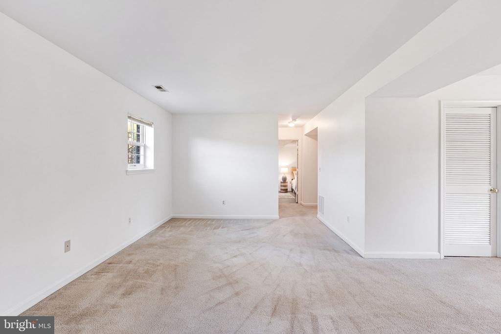 6421 HALEYS MILL RD, SPOTSYLVANIA, Virginia 22551, 3 Bedrooms Bedrooms, ,2 BathroomsBathrooms,Residential,6421 HALEYS MILL RD,VASP2040796 MLS # VASP2040796