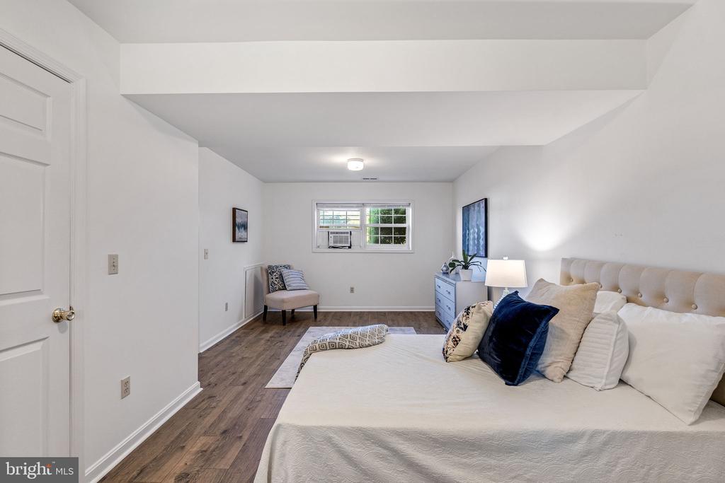 6421 HALEYS MILL RD, SPOTSYLVANIA, Virginia 22551, 3 Bedrooms Bedrooms, ,2 BathroomsBathrooms,Residential,6421 HALEYS MILL RD,VASP2040796 MLS # VASP2040796