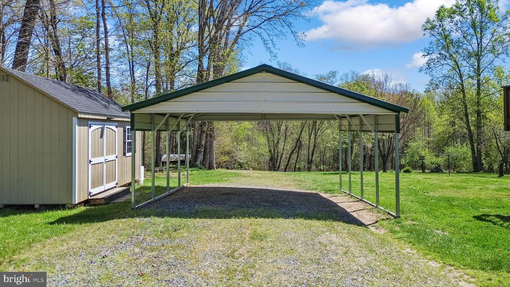 6421 HALEYS MILL RD, SPOTSYLVANIA, Virginia 22551, 3 Bedrooms Bedrooms, ,2 BathroomsBathrooms,Residential,6421 HALEYS MILL RD,VASP2040796 MLS # VASP2040796