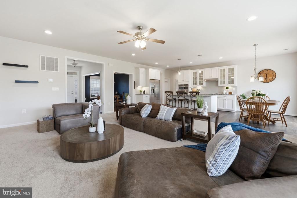 11804 EAGLE RIDGE DR, SPOTSYLVANIA, Virginia 22551, 3 Bedrooms Bedrooms, ,2 BathroomsBathrooms,Residential,11804 EAGLE RIDGE DR,VASP2040698 MLS # VASP2040698