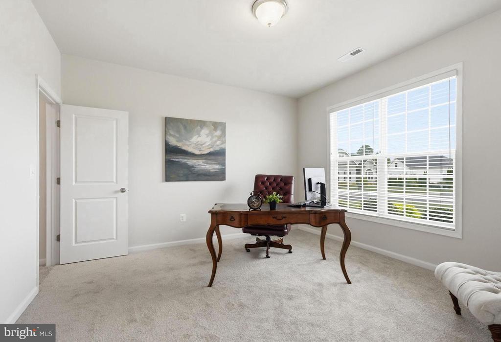 11804 EAGLE RIDGE DR, SPOTSYLVANIA, Virginia 22551, 3 Bedrooms Bedrooms, ,2 BathroomsBathrooms,Residential,11804 EAGLE RIDGE DR,VASP2040698 MLS # VASP2040698