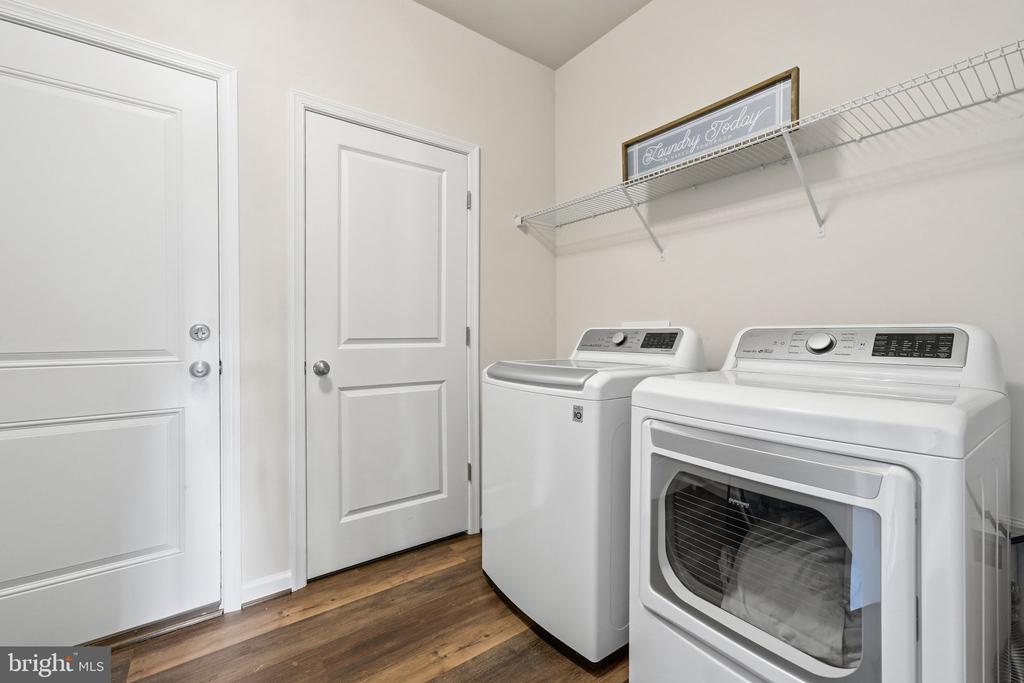 11804 EAGLE RIDGE DR, SPOTSYLVANIA, Virginia 22551, 3 Bedrooms Bedrooms, ,2 BathroomsBathrooms,Residential,11804 EAGLE RIDGE DR,VASP2040698 MLS # VASP2040698