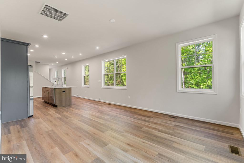 4220 COMMAND FIELD CT, FREDERICKSBURG, Virginia 22408, 3 Bedrooms Bedrooms, ,3 BathroomsBathrooms,Residential,4220 COMMAND FIELD CT,VASP2041028 MLS # VASP2041028