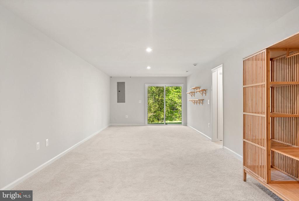 4220 COMMAND FIELD CT, FREDERICKSBURG, Virginia 22408, 3 Bedrooms Bedrooms, ,3 BathroomsBathrooms,Residential,4220 COMMAND FIELD CT,VASP2041028 MLS # VASP2041028