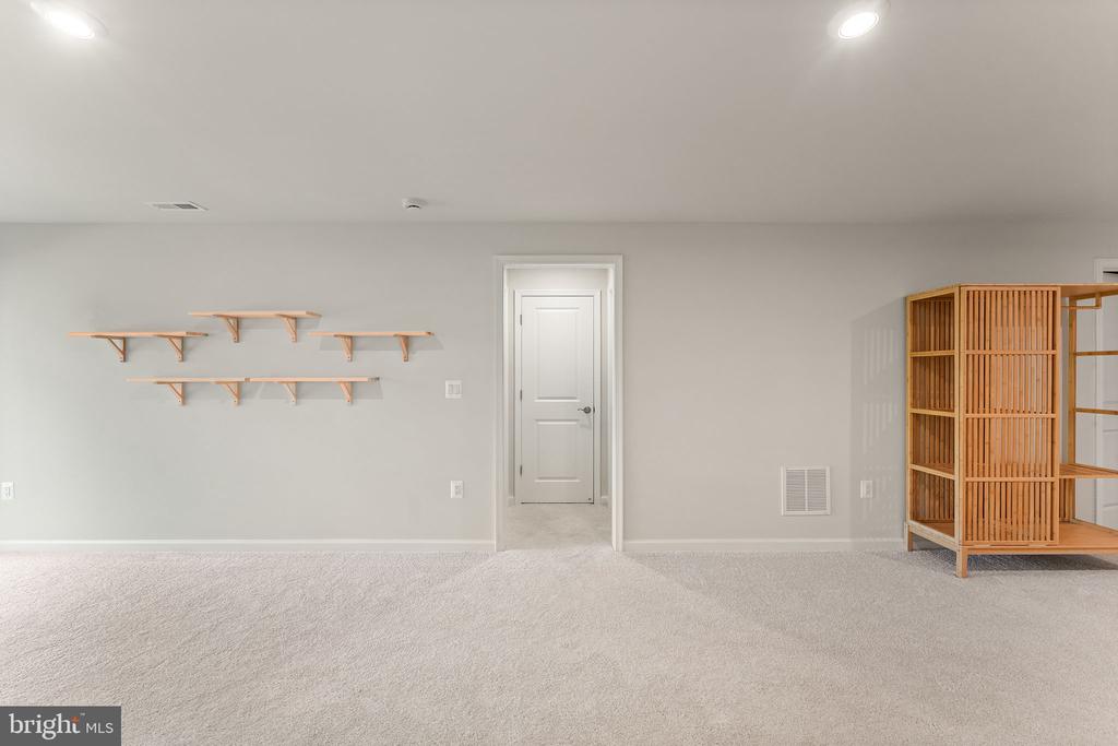 4220 COMMAND FIELD CT, FREDERICKSBURG, Virginia 22408, 3 Bedrooms Bedrooms, ,3 BathroomsBathrooms,Residential,4220 COMMAND FIELD CT,VASP2041028 MLS # VASP2041028