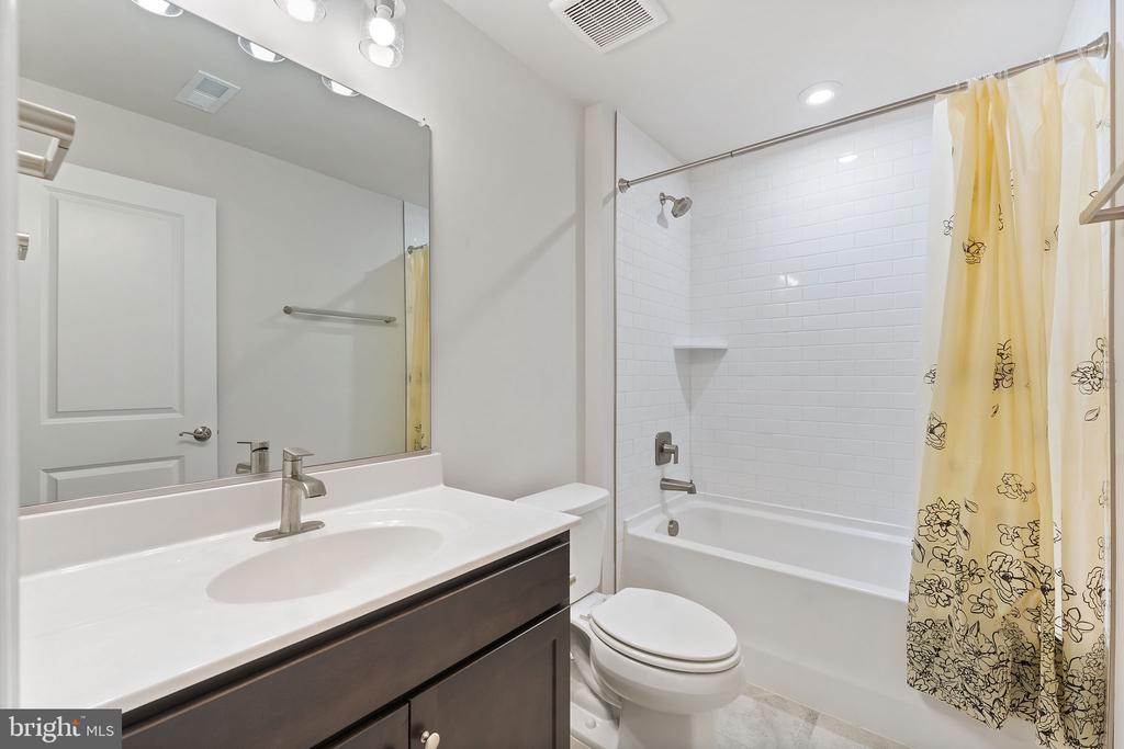 4220 COMMAND FIELD CT, FREDERICKSBURG, Virginia 22408, 3 Bedrooms Bedrooms, ,3 BathroomsBathrooms,Residential,4220 COMMAND FIELD CT,VASP2041028 MLS # VASP2041028