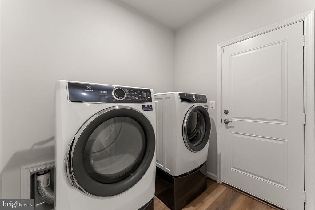 4220 COMMAND FIELD CT, FREDERICKSBURG, Virginia 22408, 3 Bedrooms Bedrooms, ,3 BathroomsBathrooms,Residential,4220 COMMAND FIELD CT,VASP2041028 MLS # VASP2041028