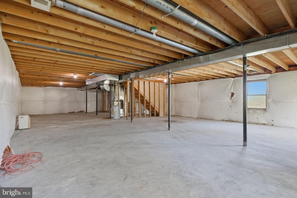 4004 INDIAN RUN RD, AMISSVILLE, Virginia 20106, 3 Bedrooms Bedrooms, ,2 BathroomsBathrooms,Residential,4004 INDIAN RUN RD,VACU2013326 MLS # VACU2013326