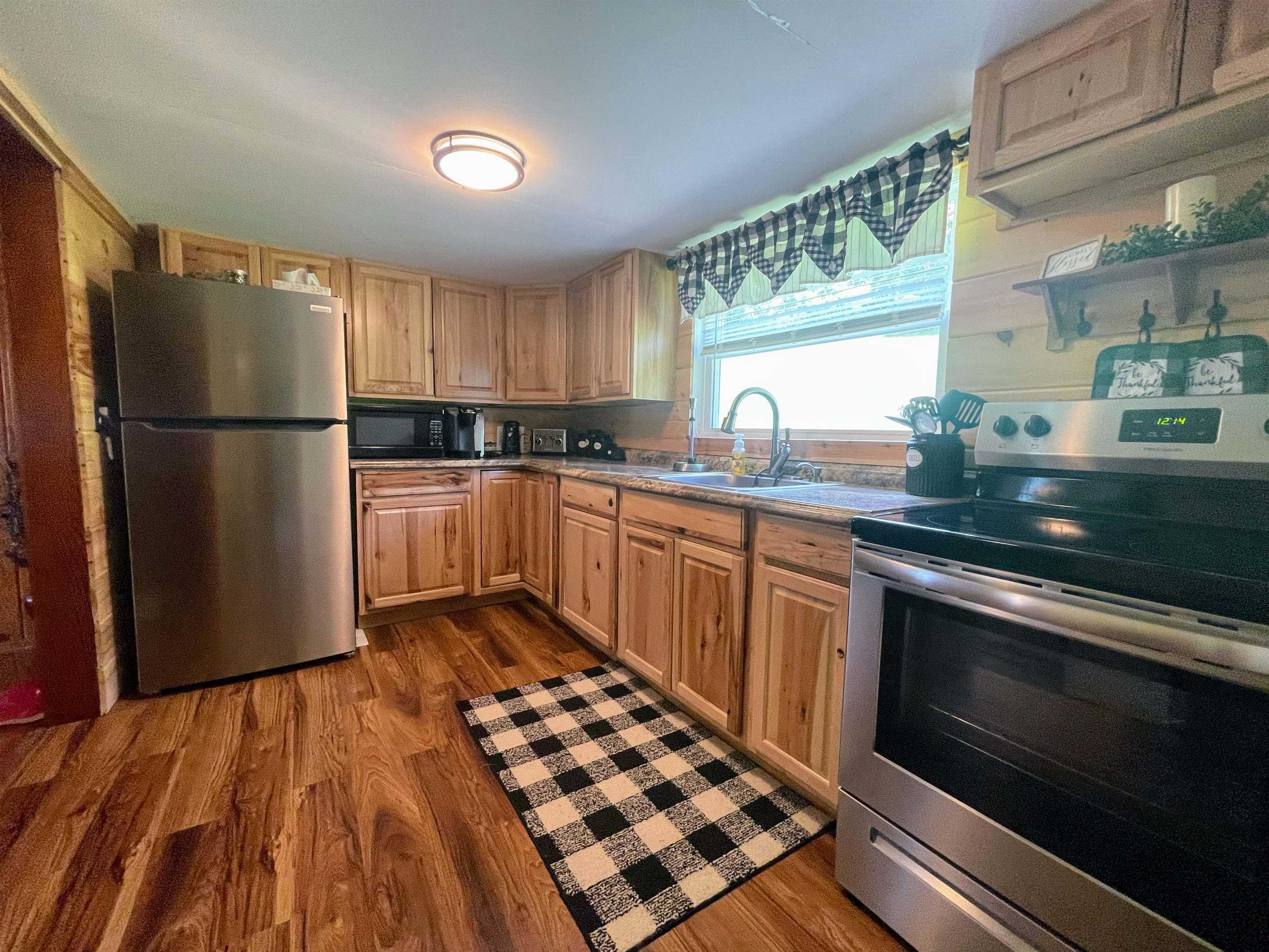 914 ALTA ST, STAUNTON, Virginia 24401, 3 Bedrooms Bedrooms, ,1 BathroomBathrooms,Residential,914 ALTA ST,667408 MLS # 667408