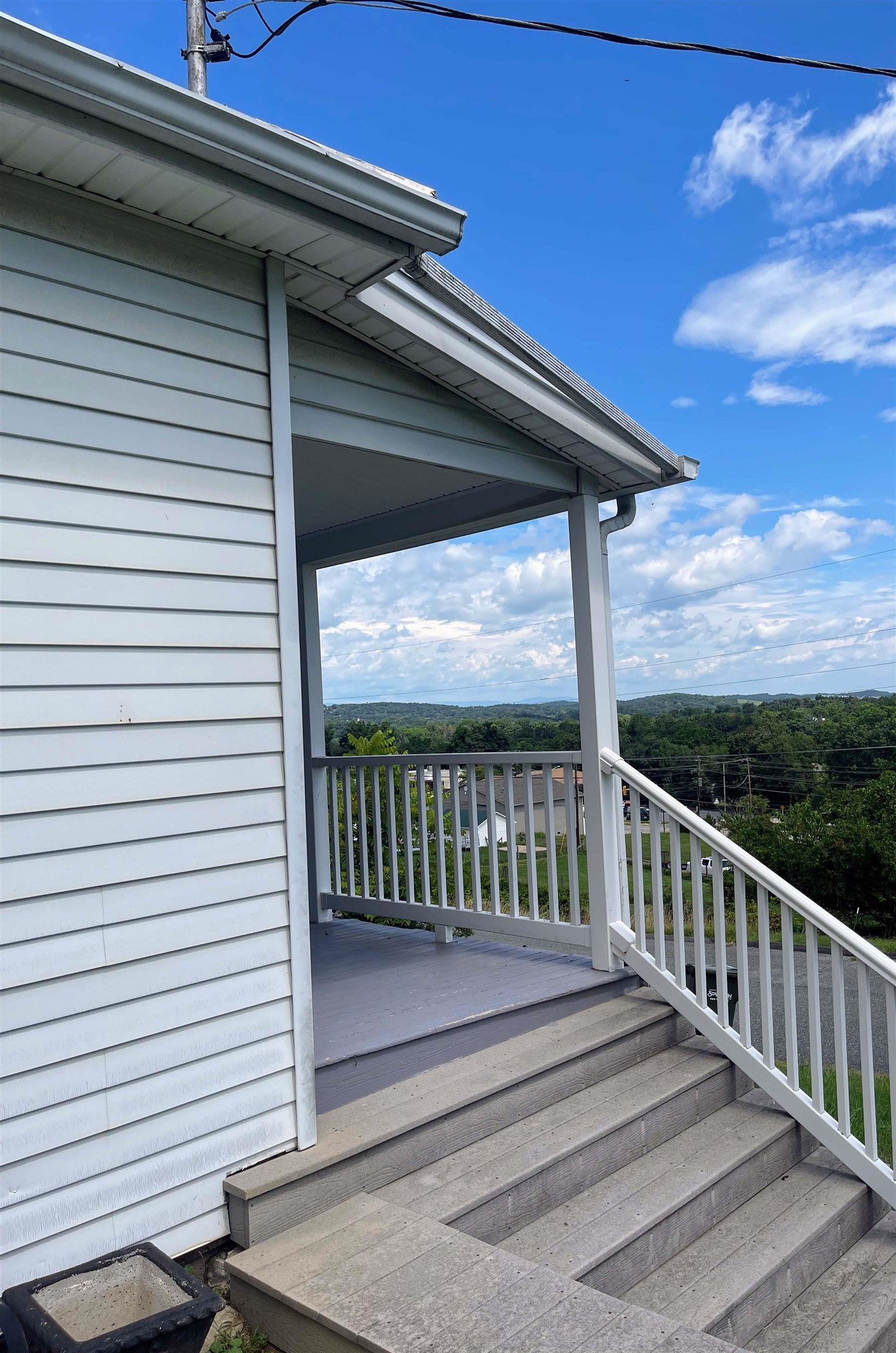 914 ALTA ST, STAUNTON, Virginia 24401, 3 Bedrooms Bedrooms, ,1 BathroomBathrooms,Residential,914 ALTA ST,667408 MLS # 667408