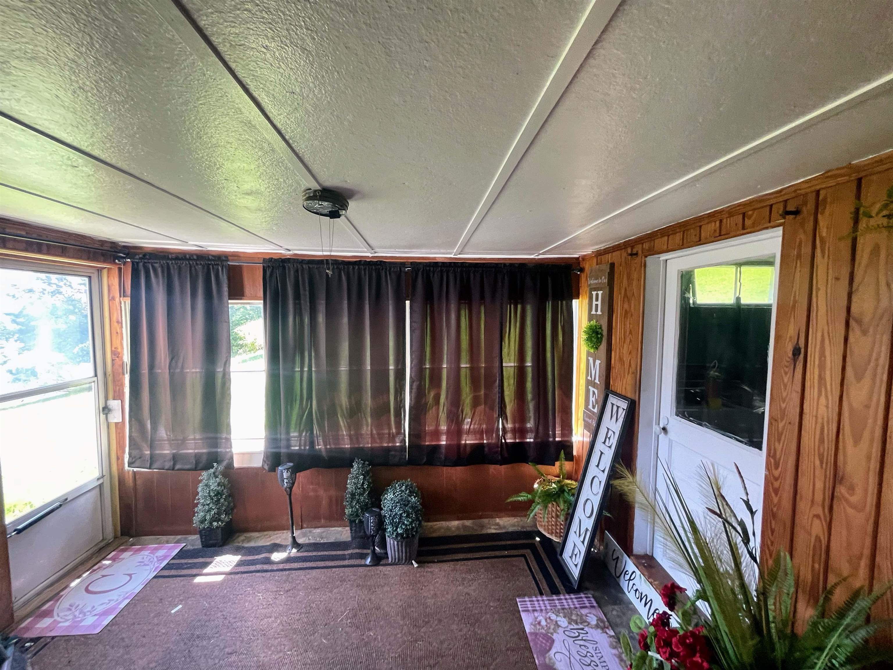 914 ALTA ST, STAUNTON, Virginia 24401, 3 Bedrooms Bedrooms, ,1 BathroomBathrooms,Residential,914 ALTA ST,667408 MLS # 667408