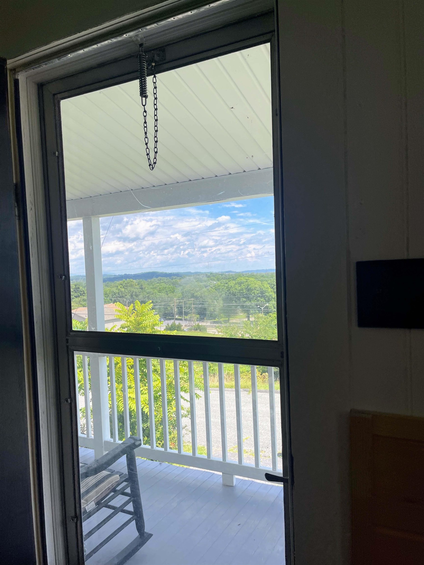 914 ALTA ST, STAUNTON, Virginia 24401, 3 Bedrooms Bedrooms, ,1 BathroomBathrooms,Residential,914 ALTA ST,667408 MLS # 667408