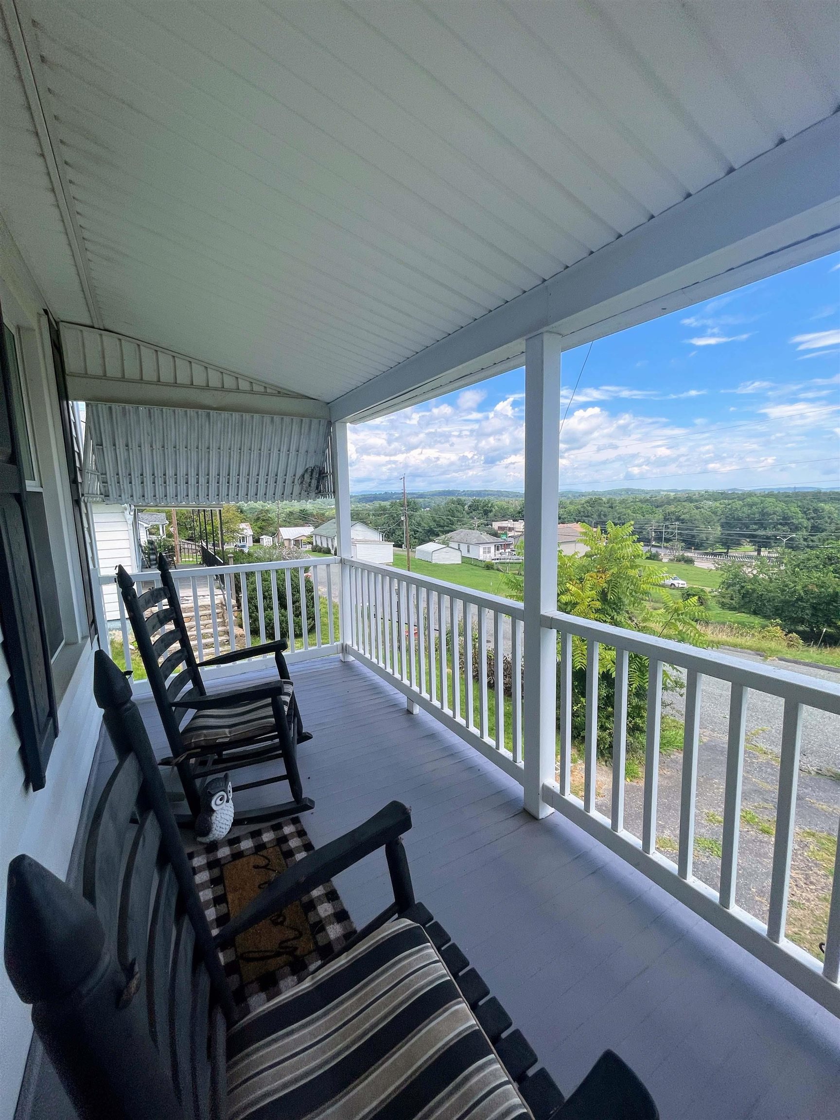 914 ALTA ST, STAUNTON, Virginia 24401, 3 Bedrooms Bedrooms, ,1 BathroomBathrooms,Residential,914 ALTA ST,667408 MLS # 667408