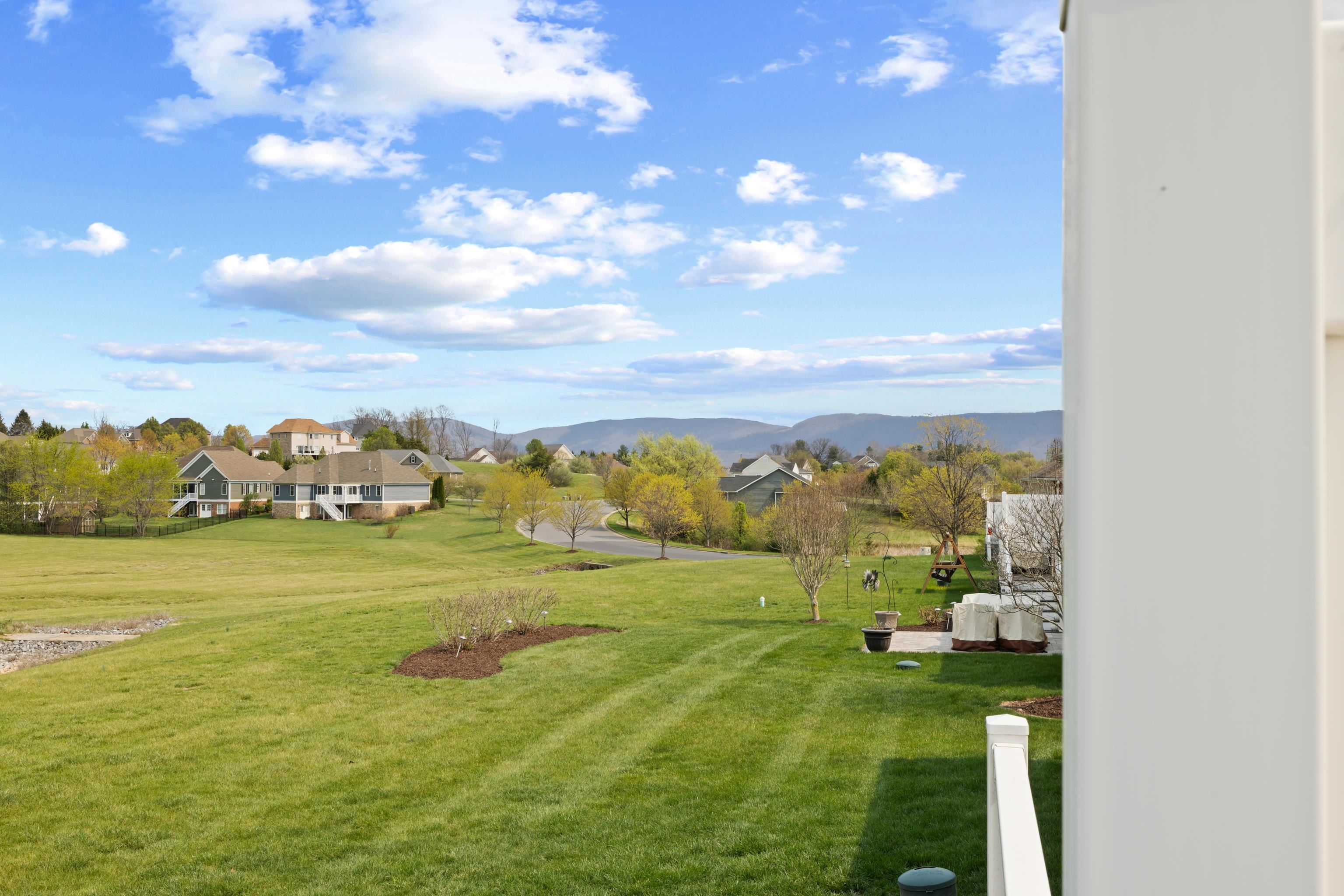 320 PETROS DR, WAYNESBORO, Virginia 22980, 4 Bedrooms Bedrooms, ,2 BathroomsBathrooms,Residential,320 PETROS DR,675442 MLS # 675442