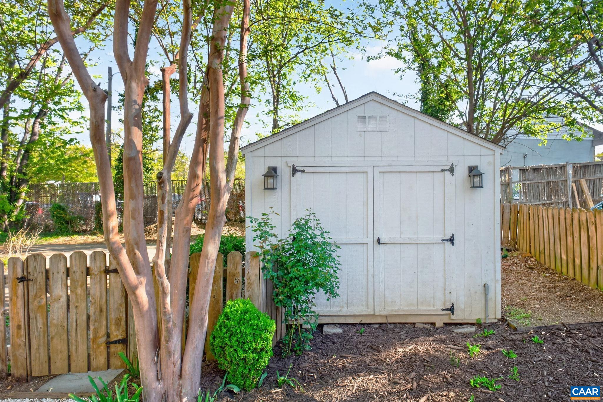 623 HINTON AVE, CHARLOTTESVILLE, Virginia 22902, 3 Bedrooms Bedrooms, ,1 BathroomBathrooms,Residential,623 HINTON AVE,675755 MLS # 675755