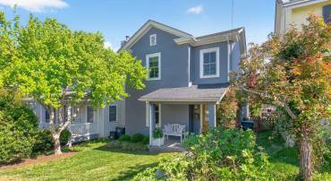 623 HINTON AVE, CHARLOTTESVILLE, Virginia 22902, 3 Bedrooms Bedrooms, ,1 BathroomBathrooms,Residential,623 HINTON AVE,675755 MLS # 675755
