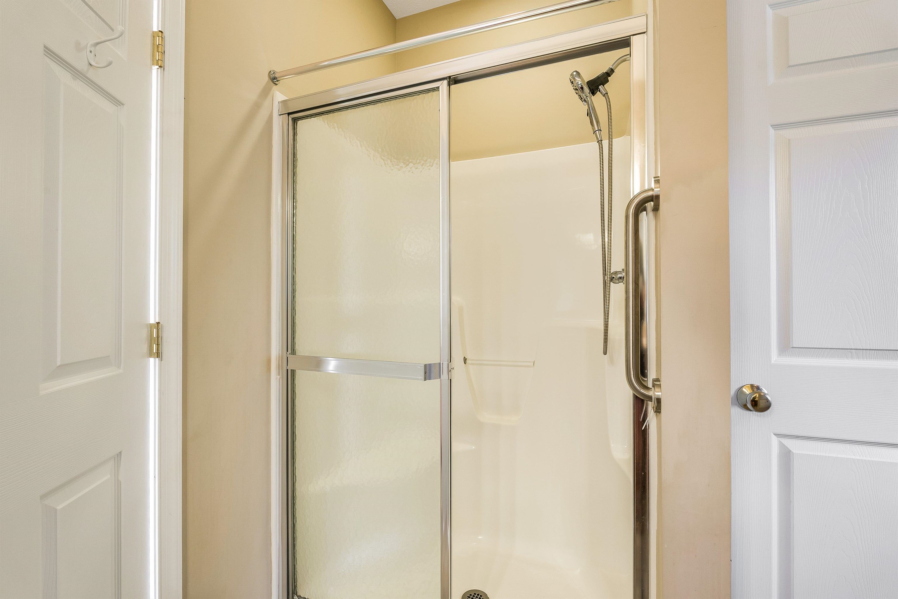 84 WINDSOR DR, FISHERSVILLE, Virginia 22939, 3 Bedrooms Bedrooms, ,2 BathroomsBathrooms,Residential,84 WINDSOR DR,675925 MLS # 675925