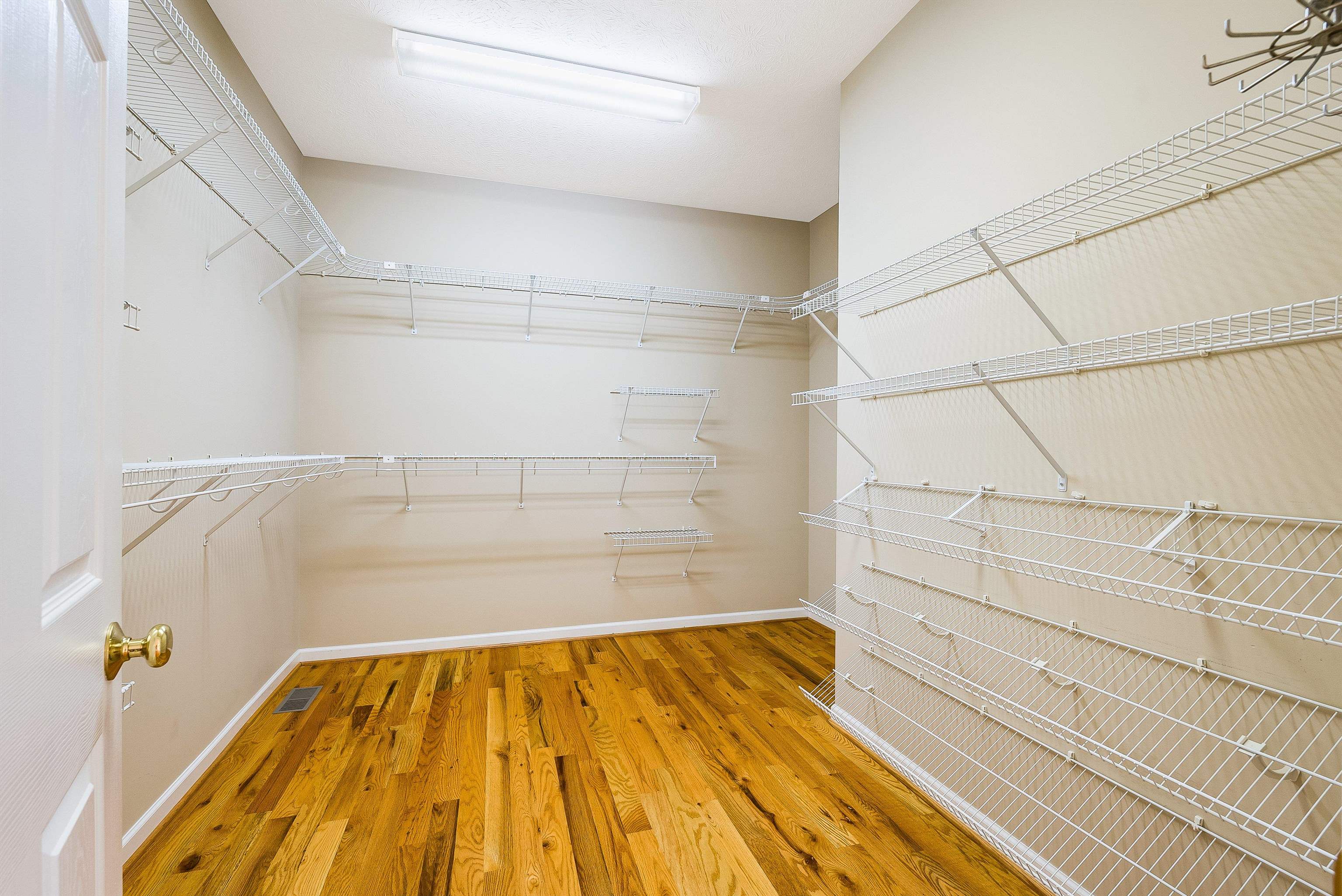 84 WINDSOR DR, FISHERSVILLE, Virginia 22939, 3 Bedrooms Bedrooms, ,2 BathroomsBathrooms,Residential,84 WINDSOR DR,675925 MLS # 675925