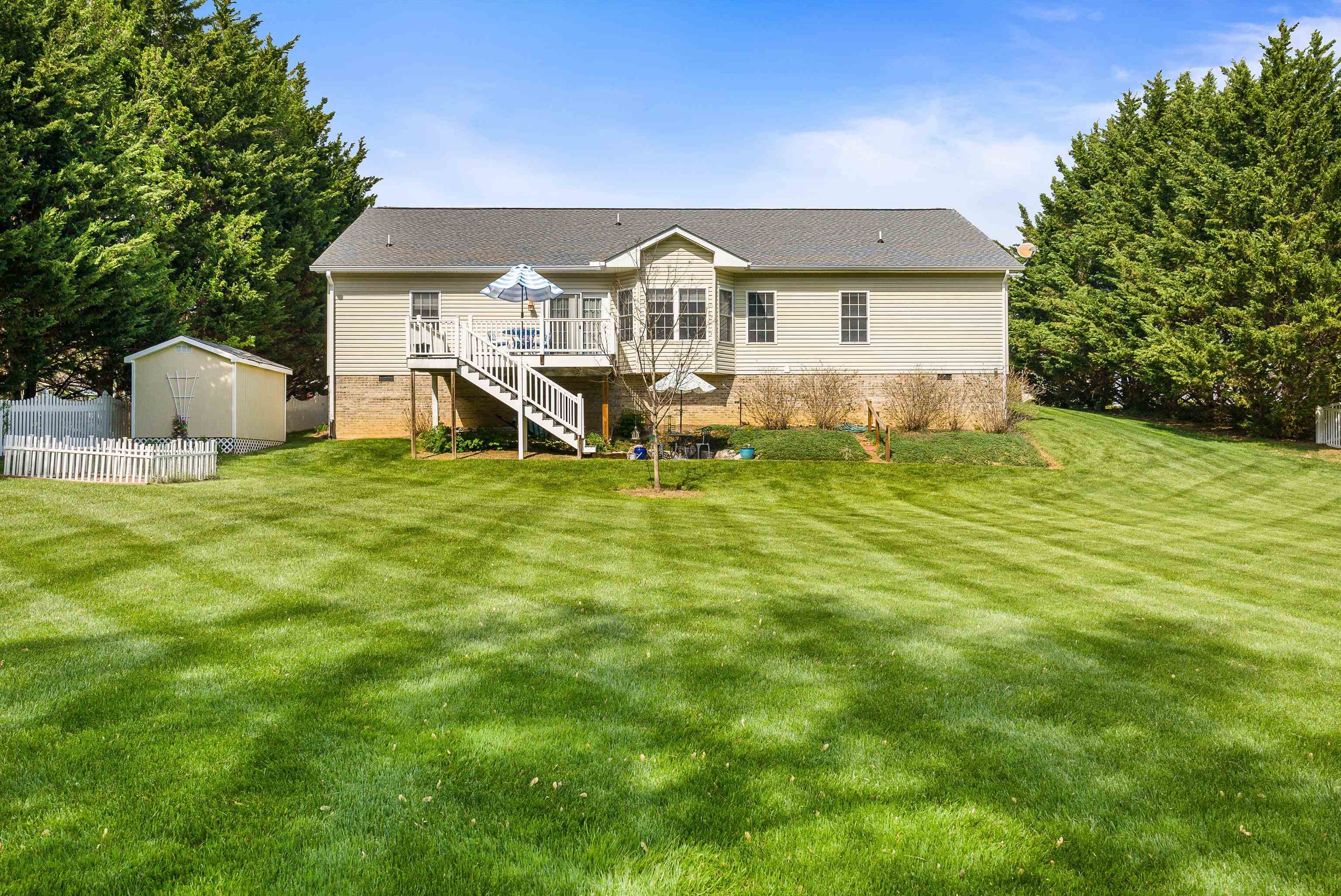 84 WINDSOR DR, FISHERSVILLE, Virginia 22939, 3 Bedrooms Bedrooms, ,2 BathroomsBathrooms,Residential,84 WINDSOR DR,675925 MLS # 675925