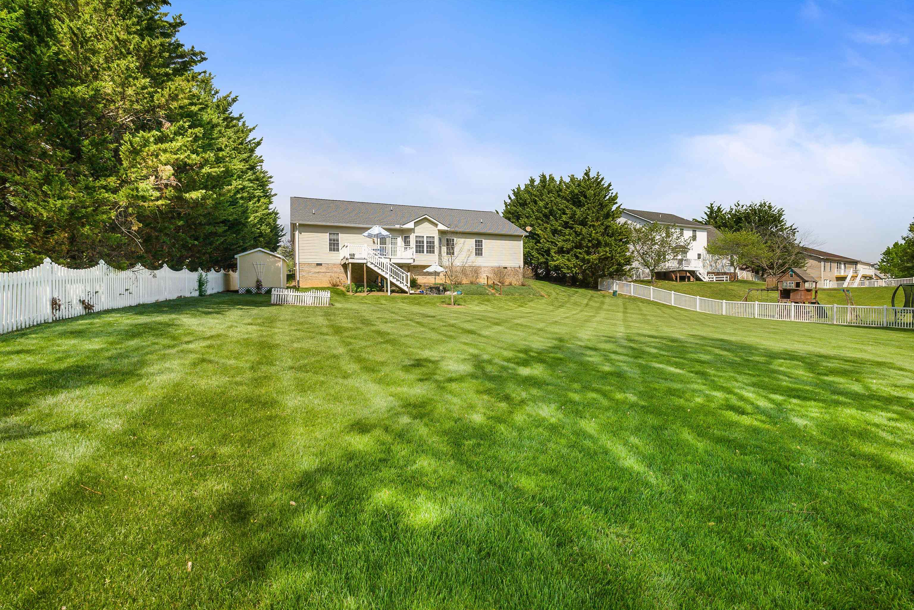 84 WINDSOR DR, FISHERSVILLE, Virginia 22939, 3 Bedrooms Bedrooms, ,2 BathroomsBathrooms,Residential,84 WINDSOR DR,675925 MLS # 675925