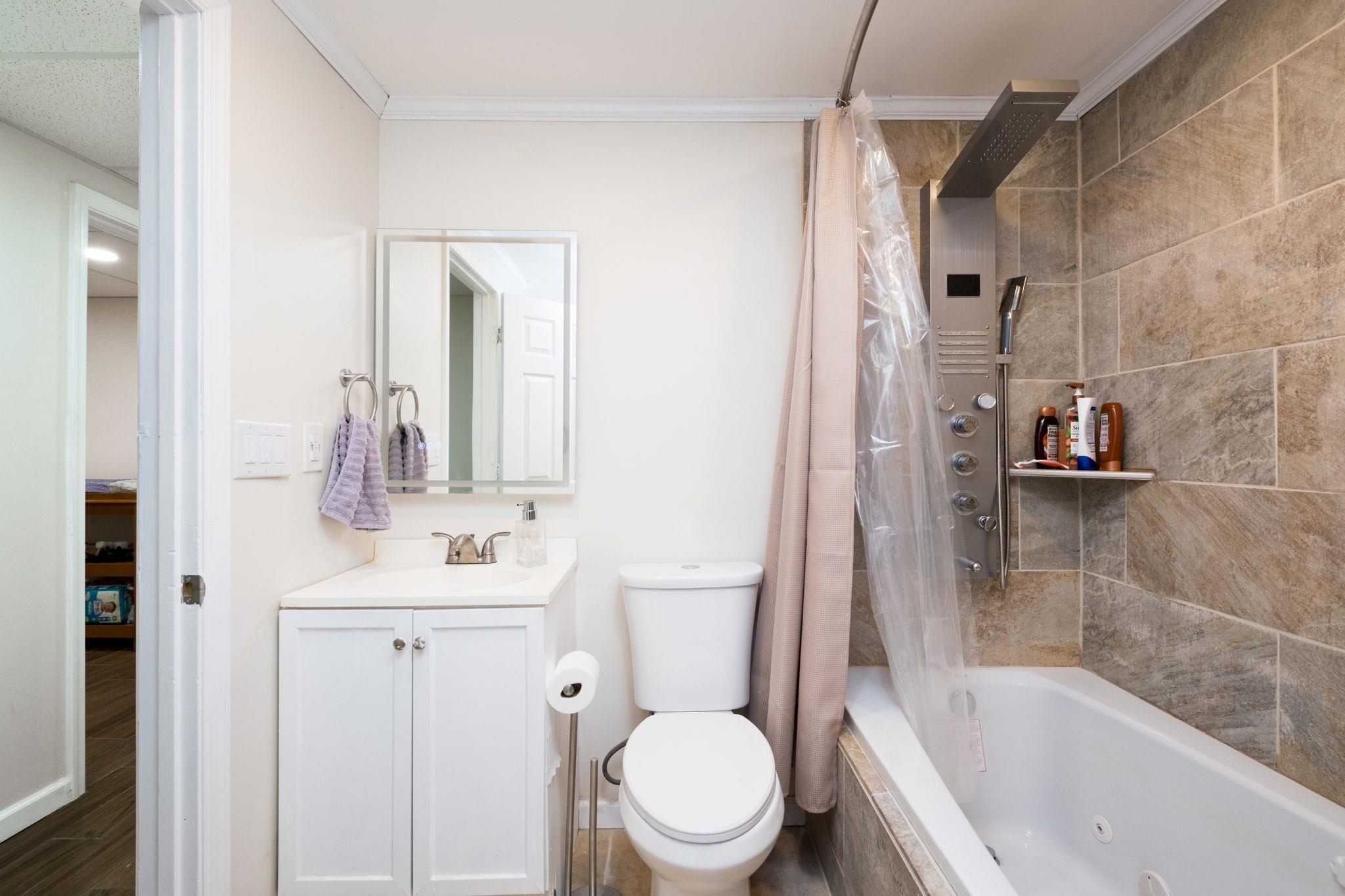 8208 GEORGE WINE RD, BRIDGEWATER, Virginia 22812, 4 Bedrooms Bedrooms, ,2 BathroomsBathrooms,Residential,8208 GEORGE WINE RD,675926 MLS # 675926