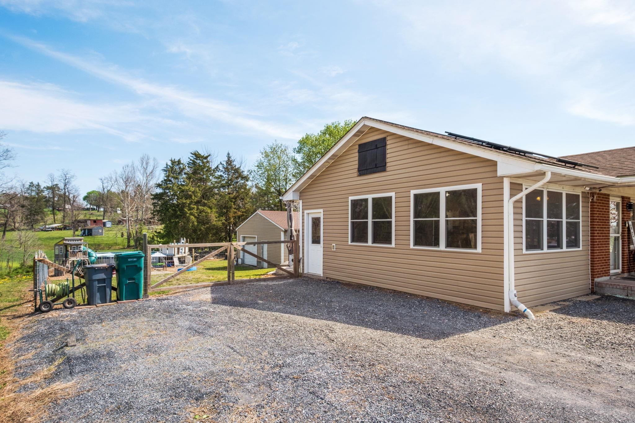 8208 GEORGE WINE RD, BRIDGEWATER, Virginia 22812, 4 Bedrooms Bedrooms, ,2 BathroomsBathrooms,Residential,8208 GEORGE WINE RD,675926 MLS # 675926