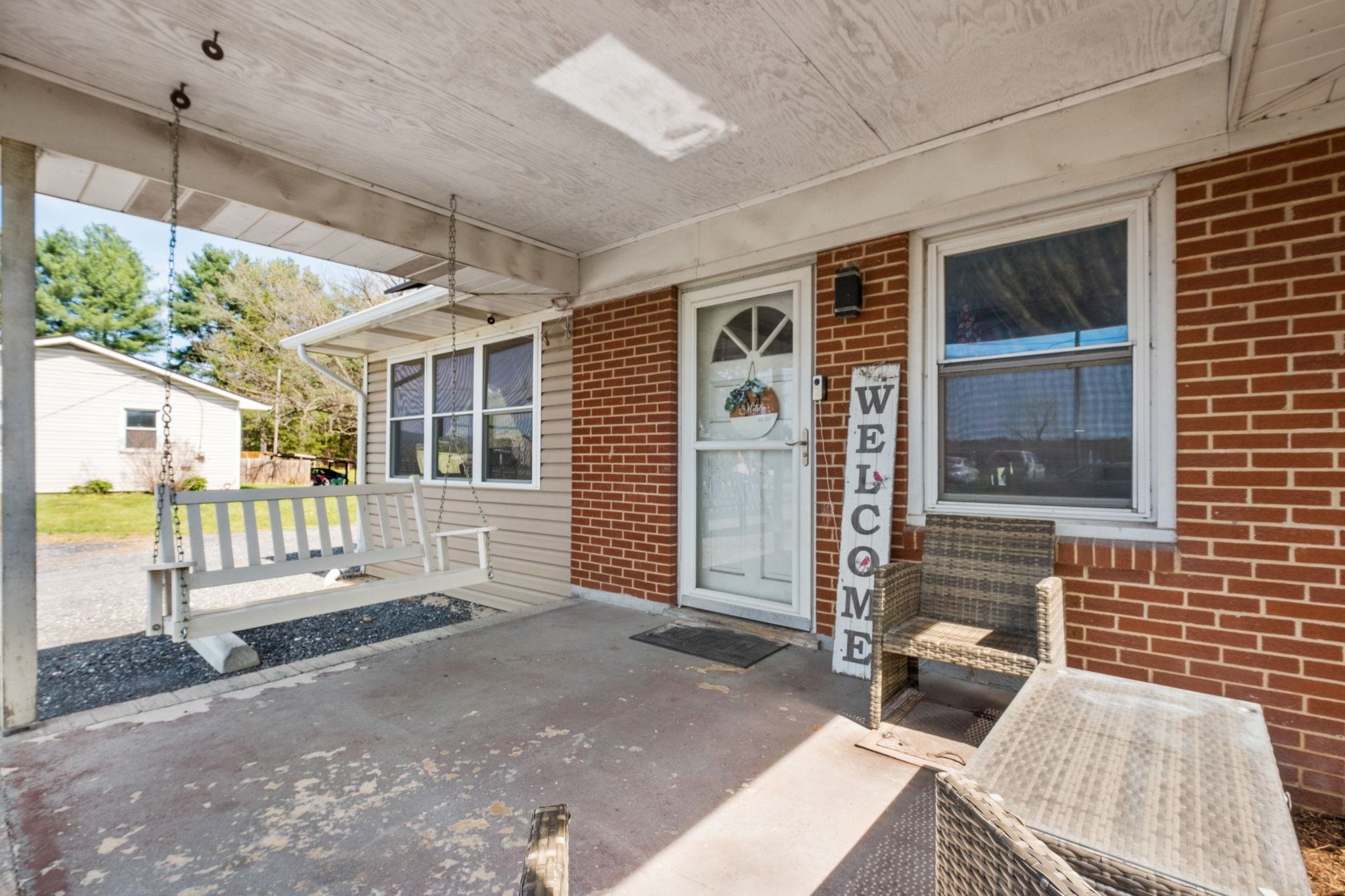 8208 GEORGE WINE RD, BRIDGEWATER, Virginia 22812, 4 Bedrooms Bedrooms, ,2 BathroomsBathrooms,Residential,8208 GEORGE WINE RD,675926 MLS # 675926