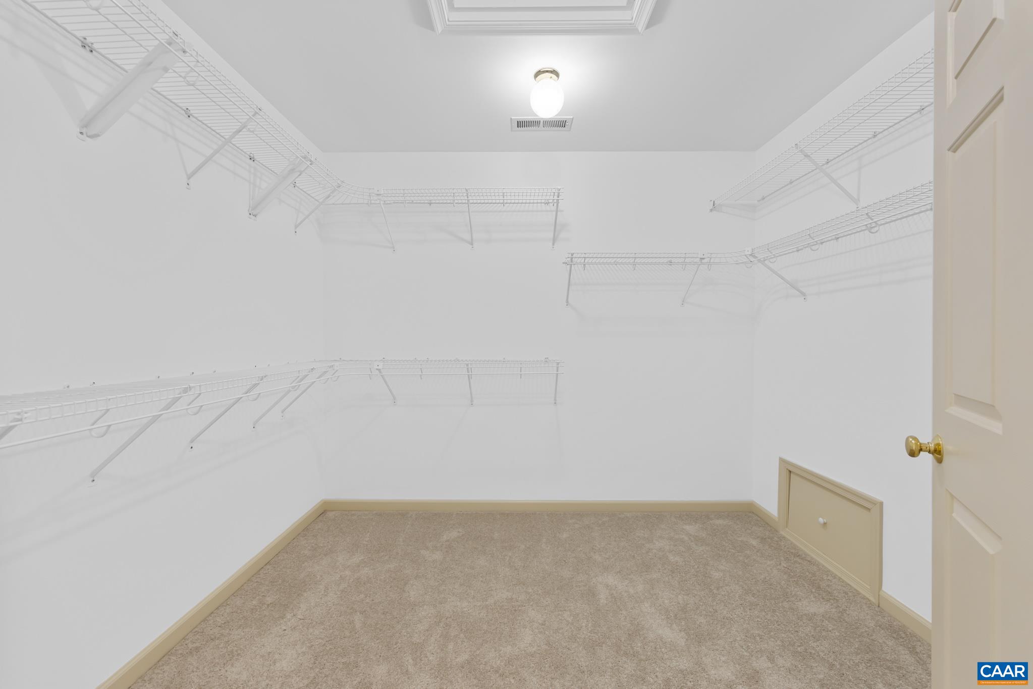 58 OAK TERRACE DR, RUCKERSVILLE, Virginia 22968, 4 Bedrooms Bedrooms, ,4 BathroomsBathrooms,Residential,58 OAK TERRACE DR,675931 MLS # 675931