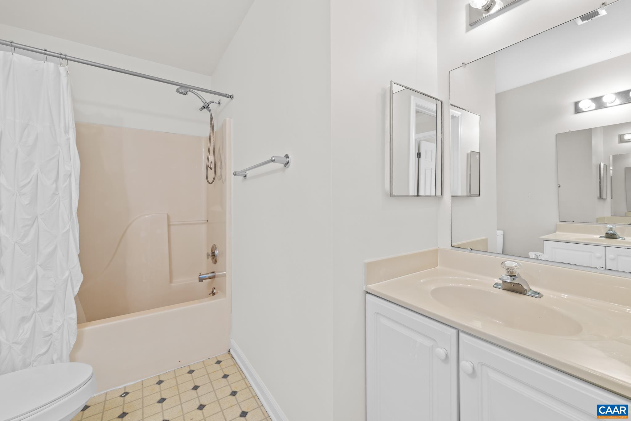 58 OAK TERRACE DR, RUCKERSVILLE, Virginia 22968, 4 Bedrooms Bedrooms, ,4 BathroomsBathrooms,Residential,58 OAK TERRACE DR,675931 MLS # 675931