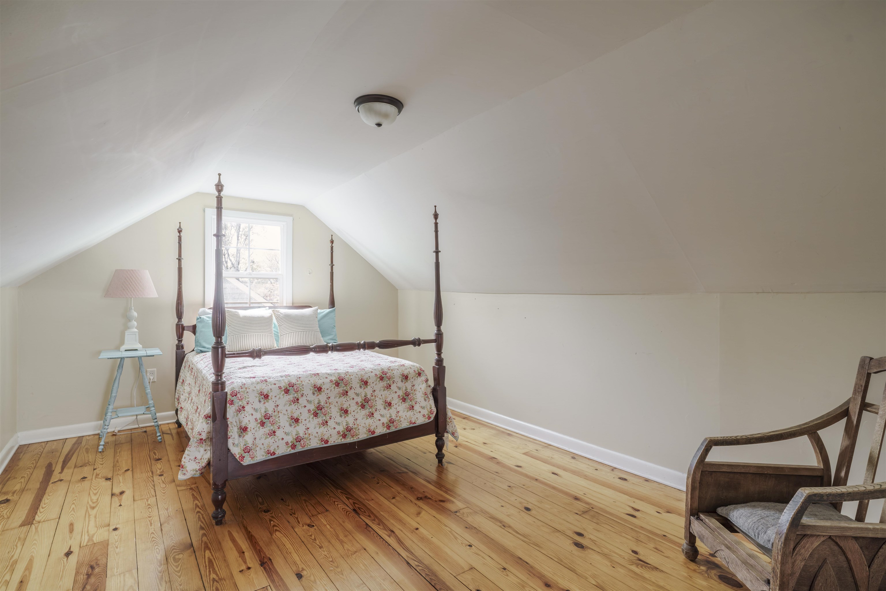 414 JAMES AVE, WAYNESBORO, Virginia 22980, 3 Bedrooms Bedrooms, ,1 BathroomBathrooms,Residential,414 JAMES AVE,675932 MLS # 675932