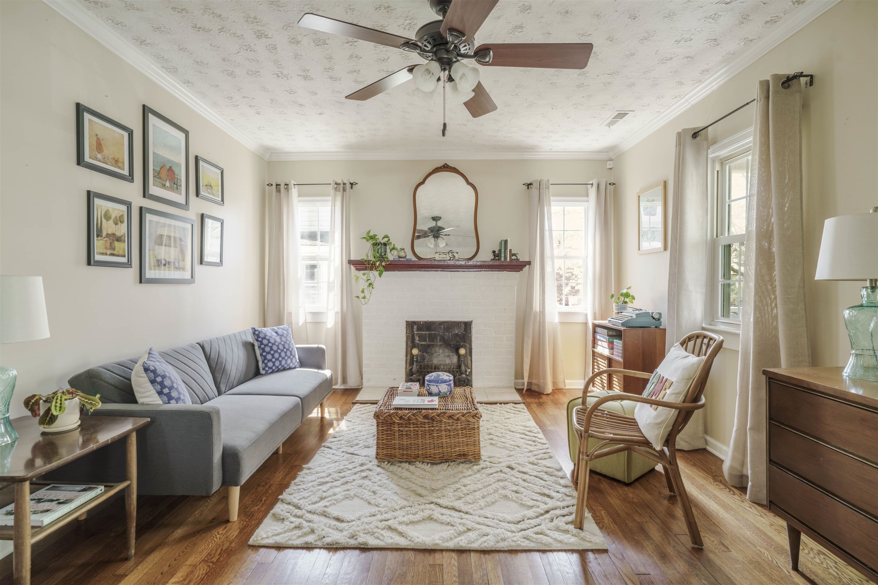 414 JAMES AVE, WAYNESBORO, Virginia 22980, 3 Bedrooms Bedrooms, ,1 BathroomBathrooms,Residential,414 JAMES AVE,675932 MLS # 675932