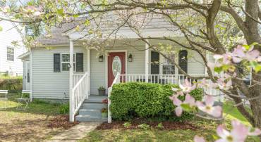 414 JAMES AVE, WAYNESBORO, Virginia 22980, 3 Bedrooms Bedrooms, ,1 BathroomBathrooms,Residential,414 JAMES AVE,675932 MLS # 675932