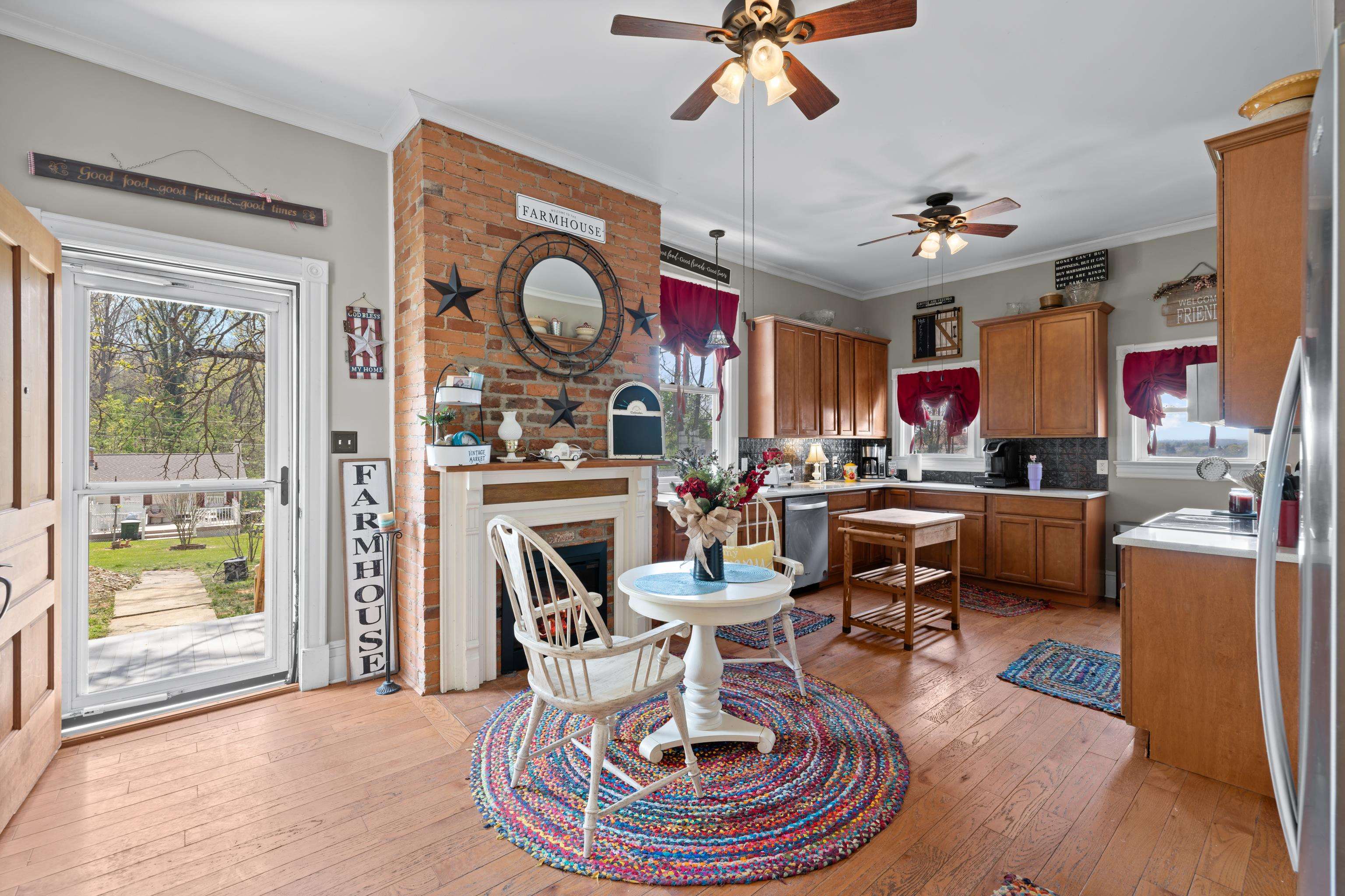 1224 4TH ST, WAYNESBORO, Virginia 22980, 6 Bedrooms Bedrooms, ,2 BathroomsBathrooms,Residential,1224 4TH ST,675933 MLS # 675933