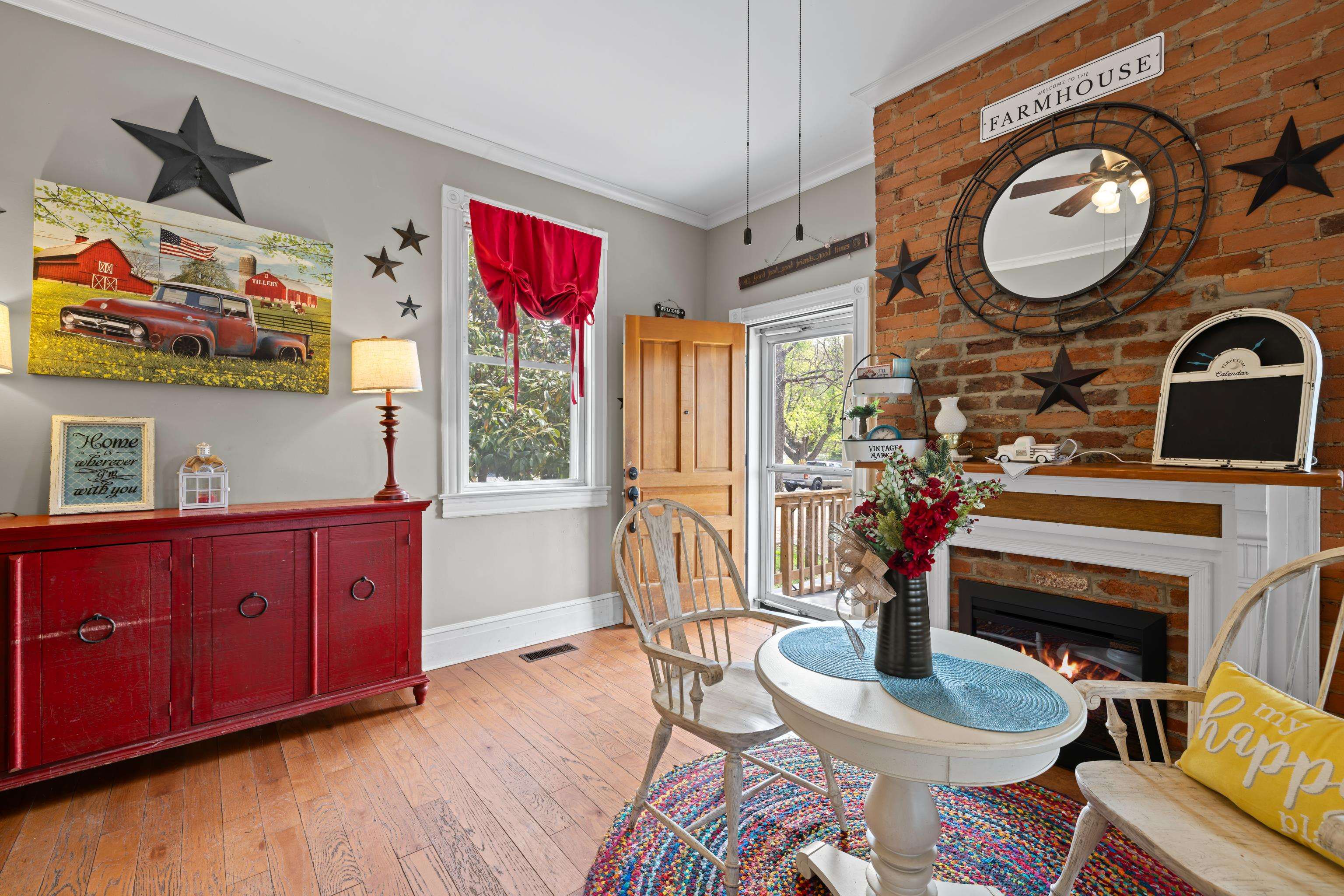 1224 4TH ST, WAYNESBORO, Virginia 22980, 6 Bedrooms Bedrooms, ,2 BathroomsBathrooms,Residential,1224 4TH ST,675933 MLS # 675933