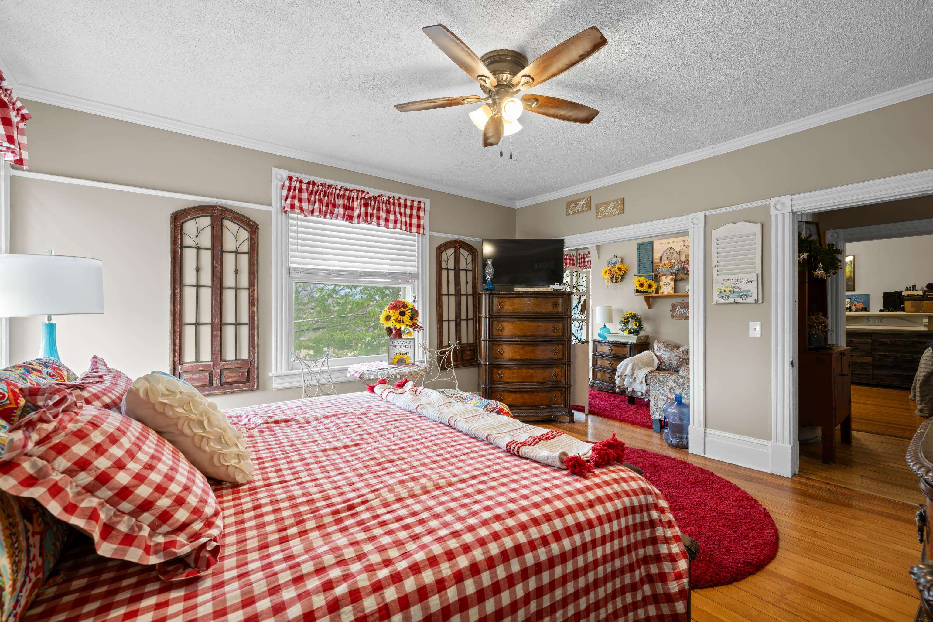 1224 4TH ST, WAYNESBORO, Virginia 22980, 6 Bedrooms Bedrooms, ,2 BathroomsBathrooms,Residential,1224 4TH ST,675933 MLS # 675933