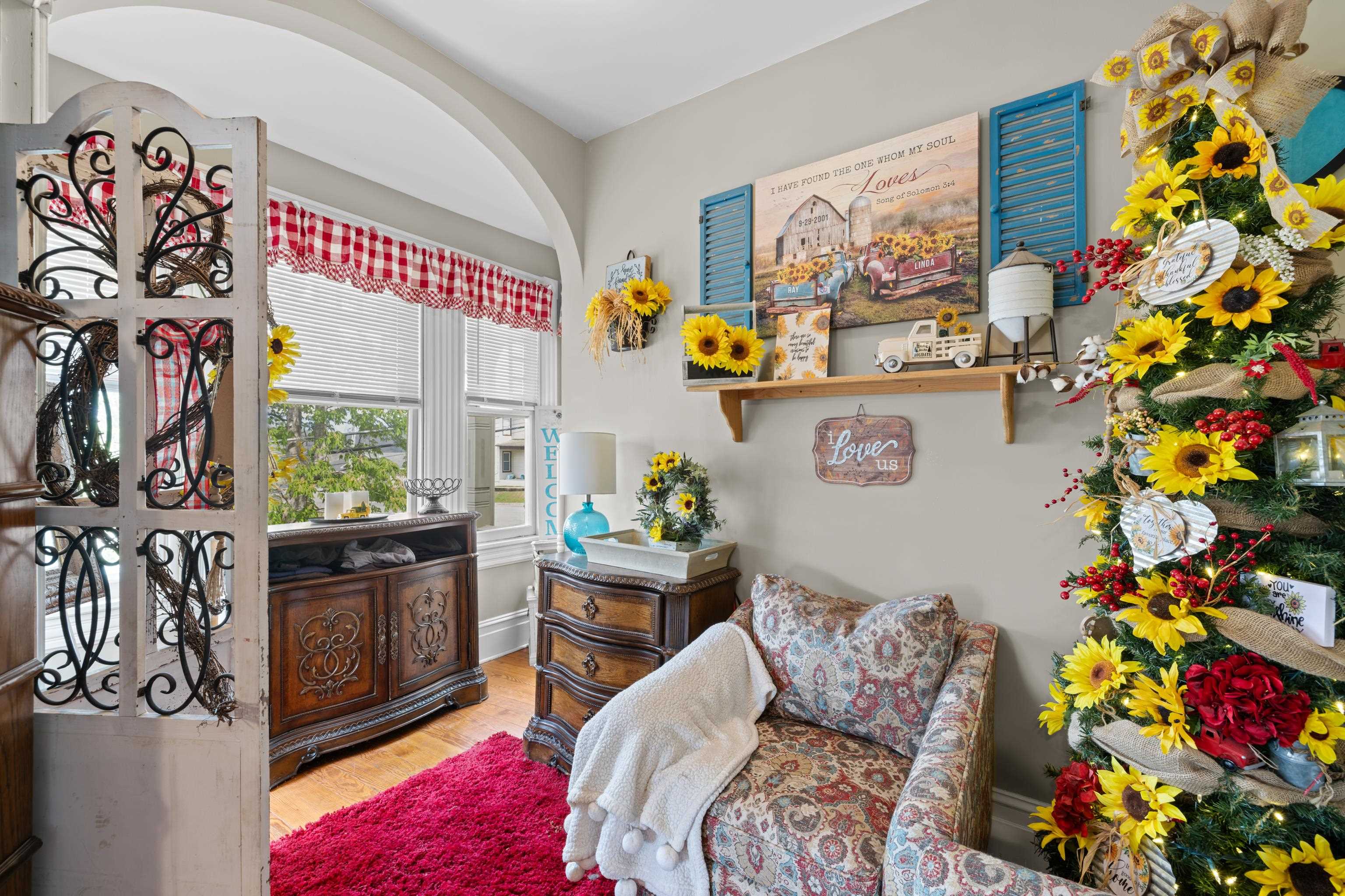 1224 4TH ST, WAYNESBORO, Virginia 22980, 6 Bedrooms Bedrooms, ,2 BathroomsBathrooms,Residential,1224 4TH ST,675933 MLS # 675933