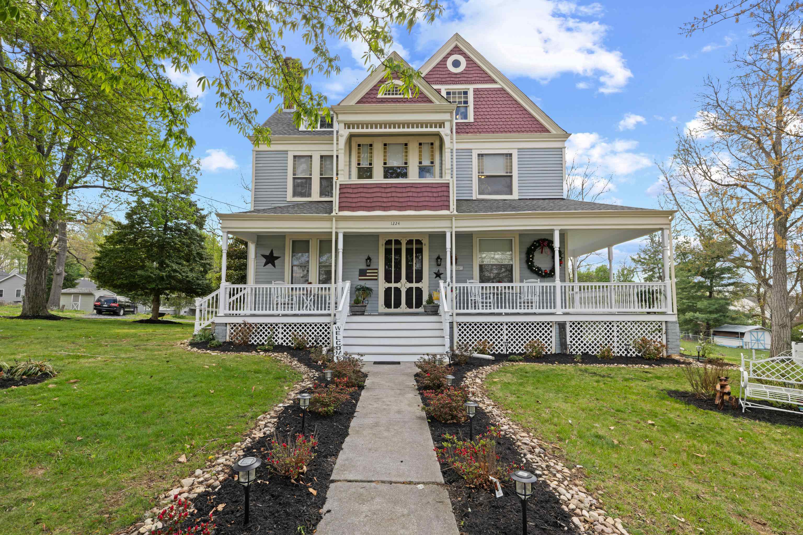 1224 4TH ST, WAYNESBORO, Virginia 22980, 6 Bedrooms Bedrooms, ,2 BathroomsBathrooms,Residential,1224 4TH ST,675933 MLS # 675933