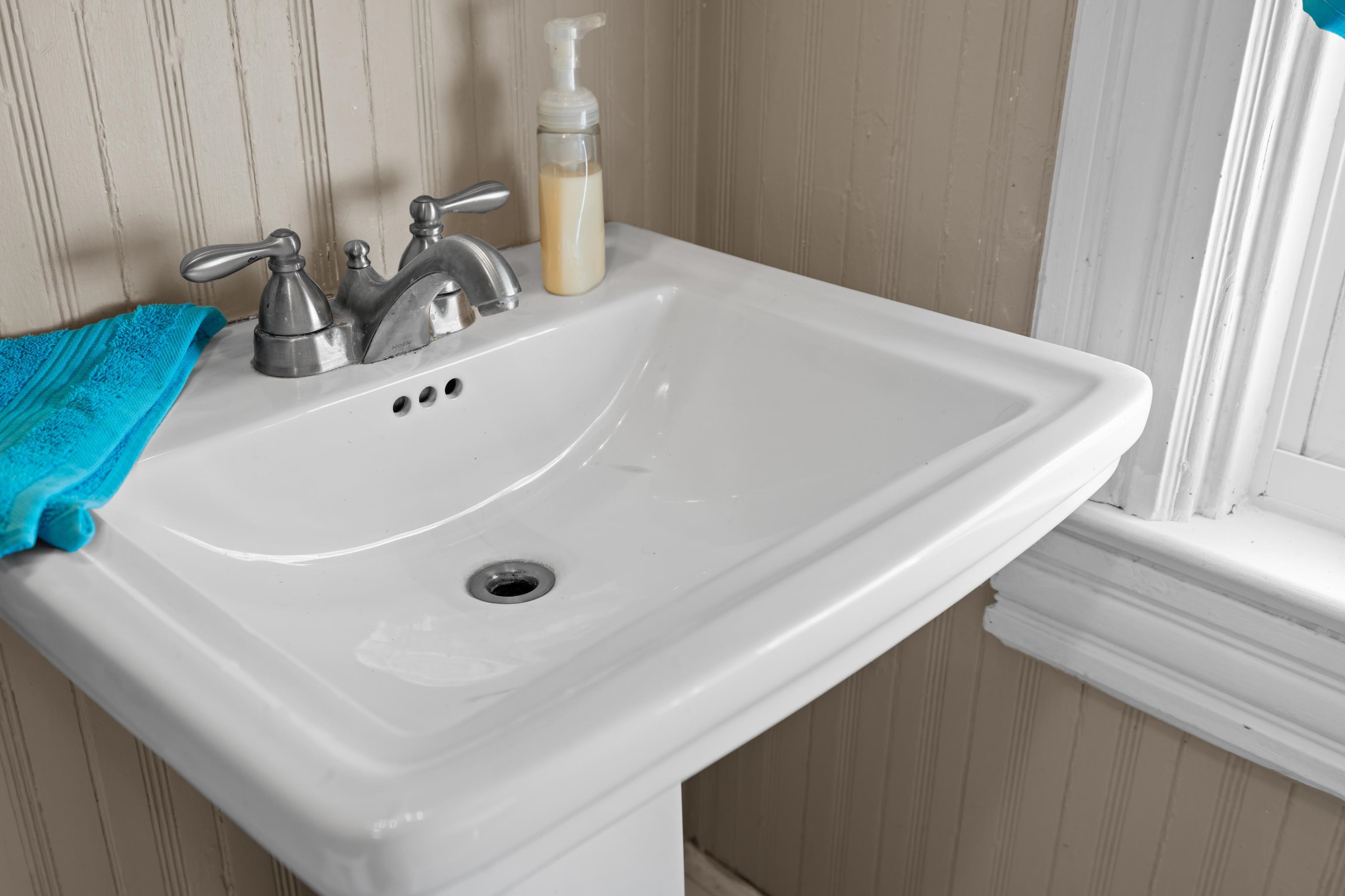 1224 4TH ST, WAYNESBORO, Virginia 22980, 6 Bedrooms Bedrooms, ,2 BathroomsBathrooms,Residential,1224 4TH ST,675933 MLS # 675933