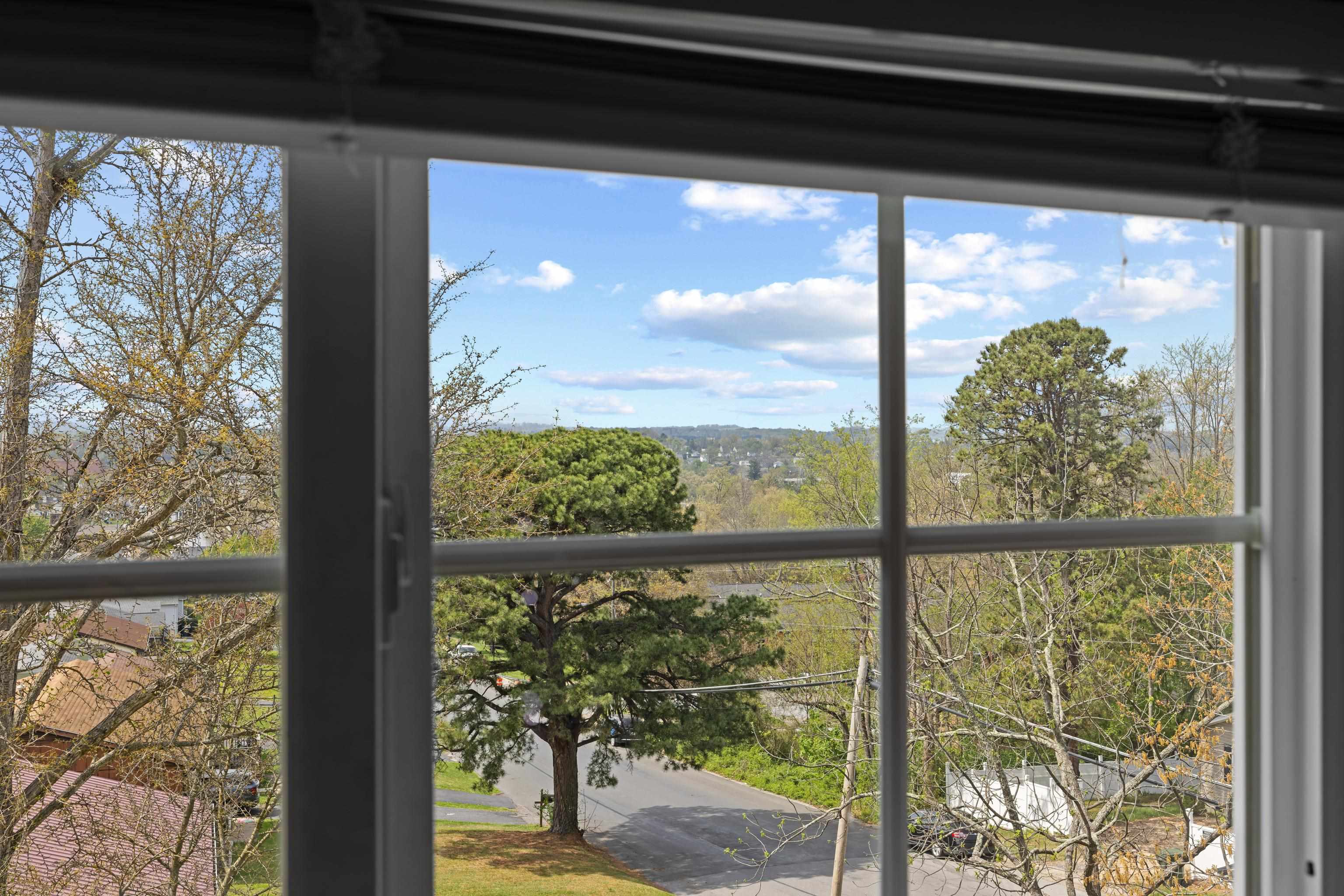 1224 4TH ST, WAYNESBORO, Virginia 22980, 6 Bedrooms Bedrooms, ,2 BathroomsBathrooms,Residential,1224 4TH ST,675933 MLS # 675933