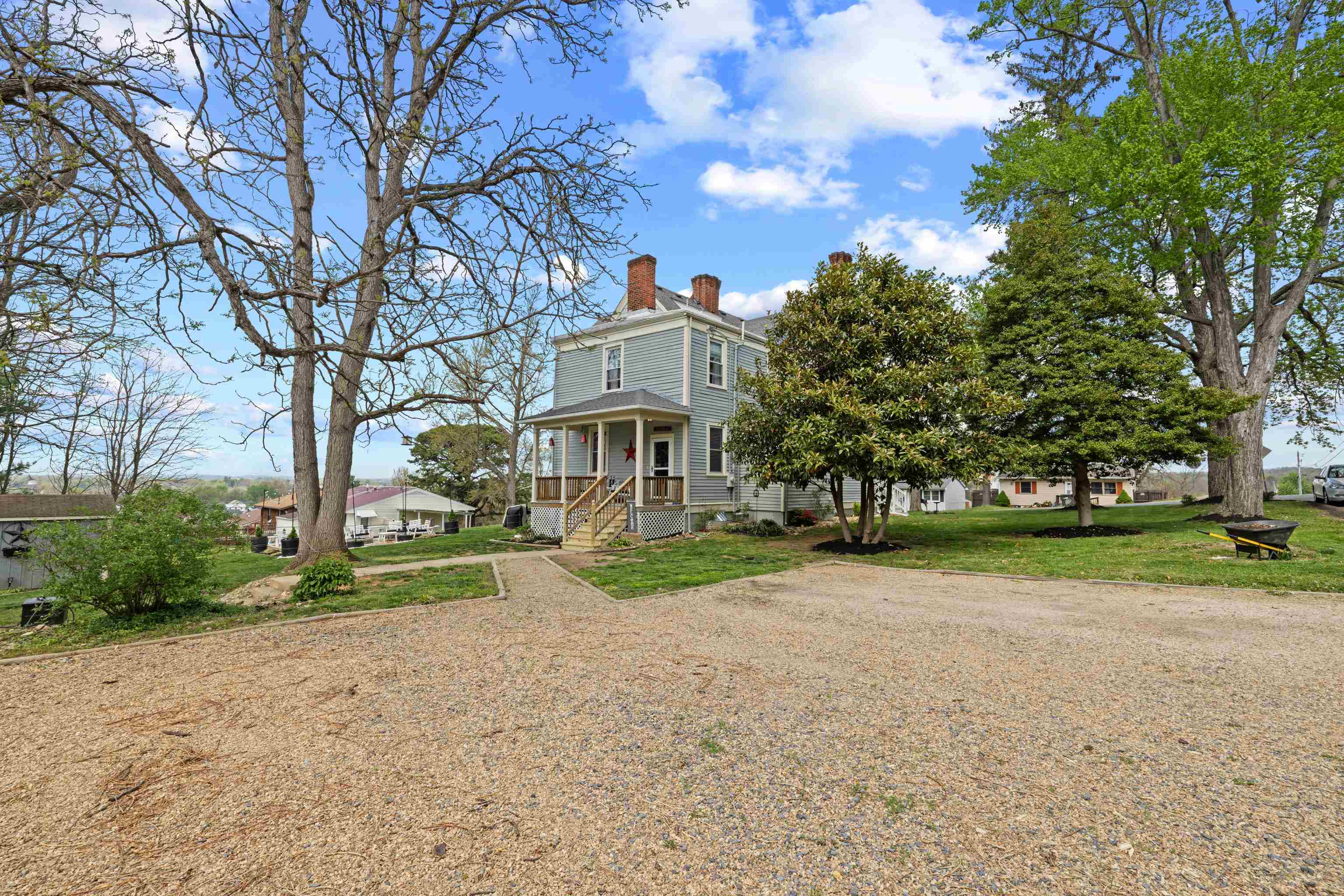 1224 4TH ST, WAYNESBORO, Virginia 22980, 6 Bedrooms Bedrooms, ,2 BathroomsBathrooms,Residential,1224 4TH ST,675933 MLS # 675933