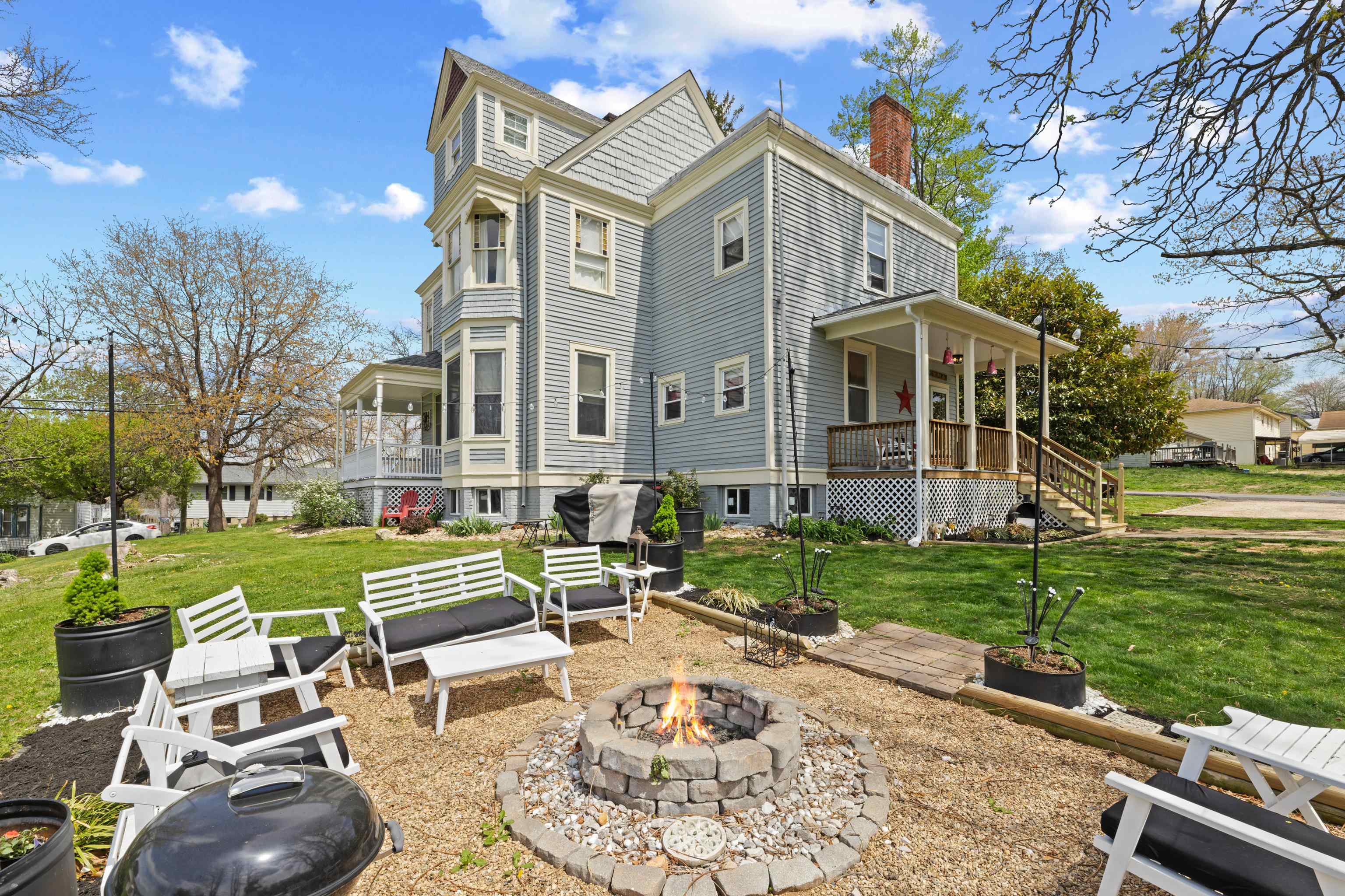 1224 4TH ST, WAYNESBORO, Virginia 22980, 6 Bedrooms Bedrooms, ,2 BathroomsBathrooms,Residential,1224 4TH ST,675933 MLS # 675933