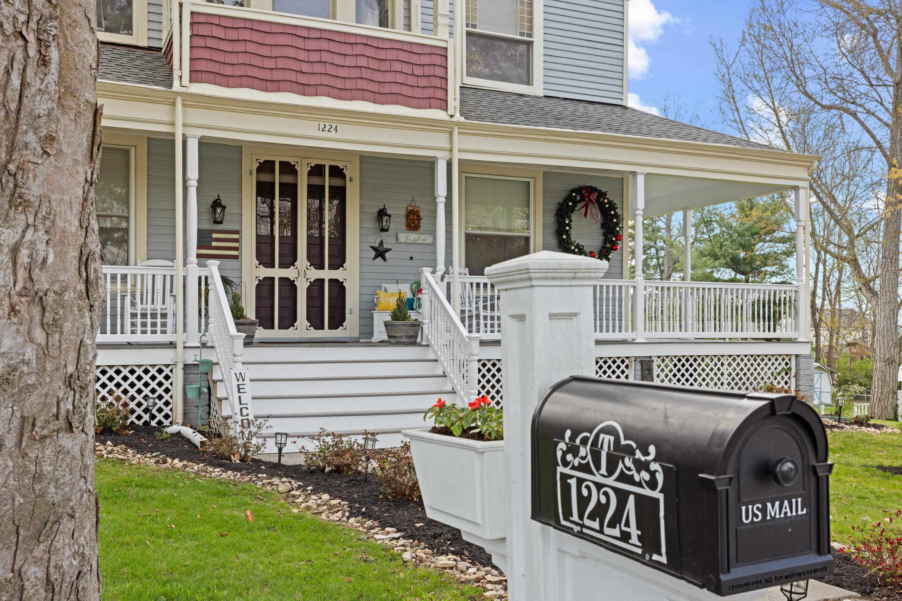 1224 4TH ST, WAYNESBORO, Virginia 22980, 6 Bedrooms Bedrooms, ,2 BathroomsBathrooms,Residential,1224 4TH ST,675933 MLS # 675933