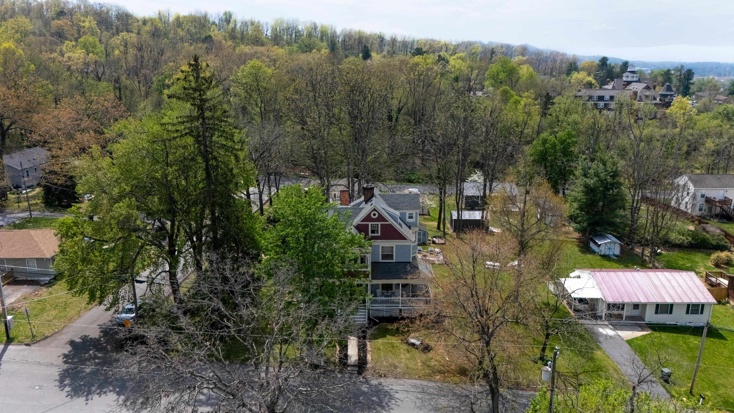 1224 4TH ST, WAYNESBORO, Virginia 22980, 6 Bedrooms Bedrooms, ,2 BathroomsBathrooms,Residential,1224 4TH ST,675933 MLS # 675933