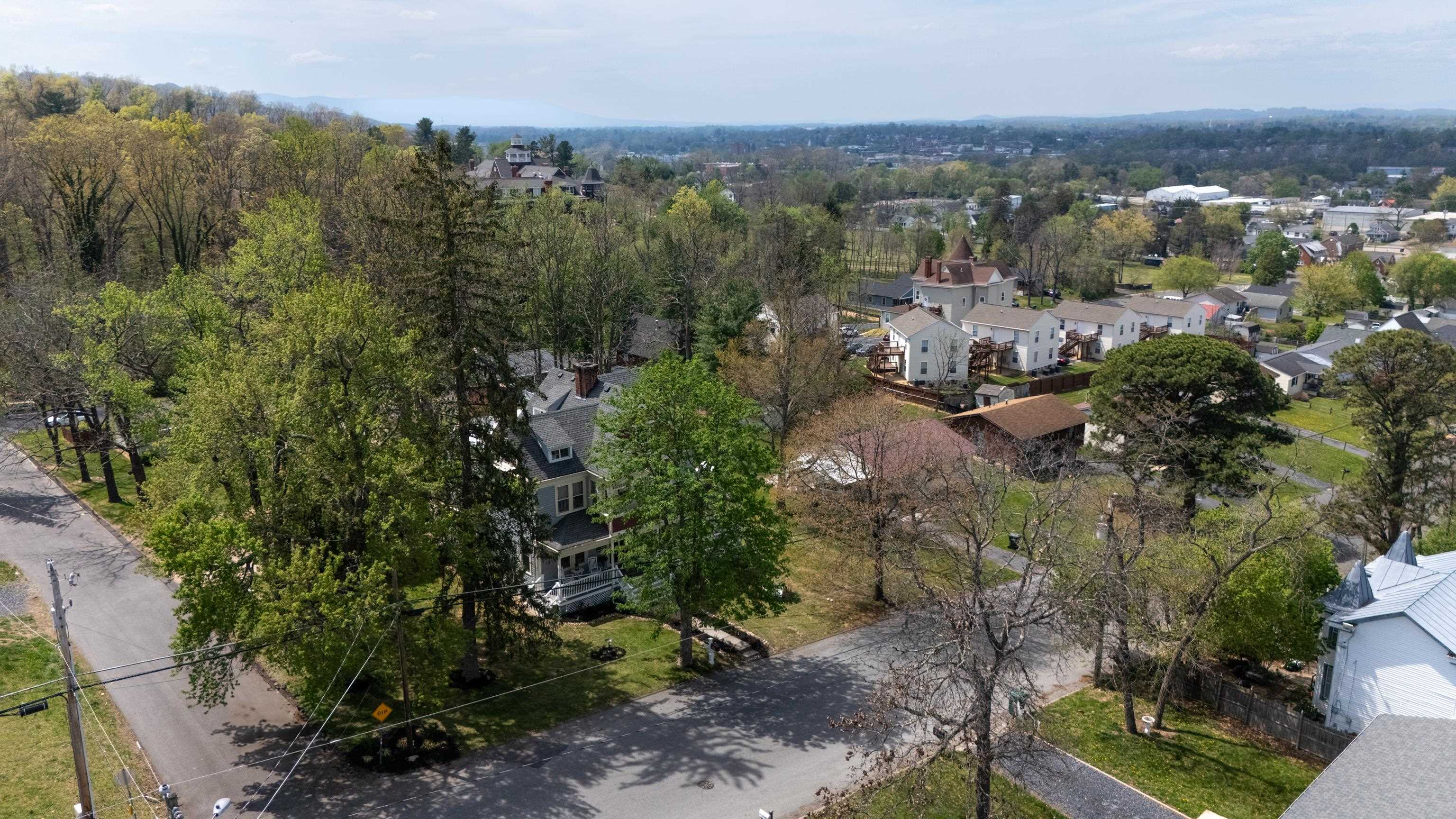 1224 4TH ST, WAYNESBORO, Virginia 22980, 6 Bedrooms Bedrooms, ,2 BathroomsBathrooms,Residential,1224 4TH ST,675933 MLS # 675933