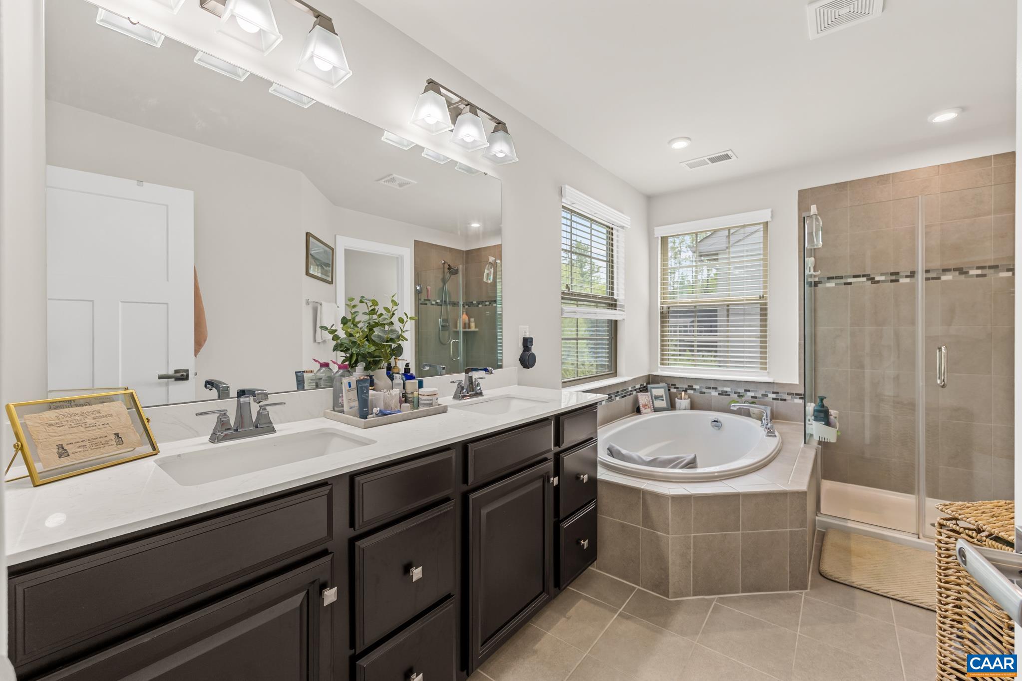 1883 GLISSADE LN, CHARLOTTESVILLE, Virginia 22911, 4 Bedrooms Bedrooms, ,3 BathroomsBathrooms,Residential,1883 GLISSADE LN,675935 MLS # 675935