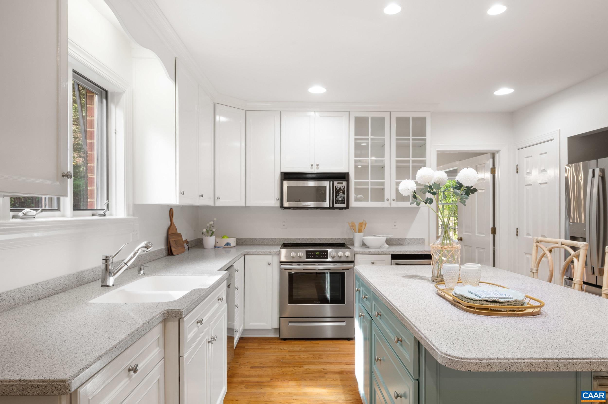 28 EDNAM VILLAGE ST, CHARLOTTESVILLE, Virginia 22903, 4 Bedrooms Bedrooms, ,3 BathroomsBathrooms,Residential,28 EDNAM VILLAGE ST,675939 MLS # 675939