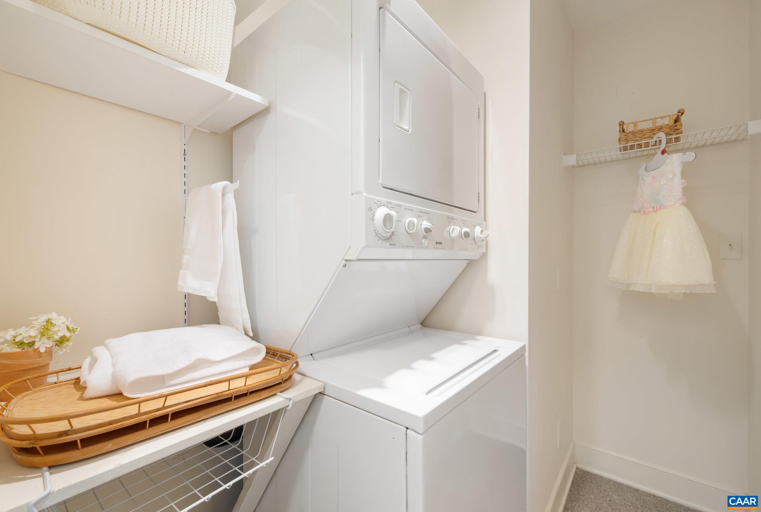 28 EDNAM VILLAGE ST, CHARLOTTESVILLE, Virginia 22903, 4 Bedrooms Bedrooms, ,3 BathroomsBathrooms,Residential,28 EDNAM VILLAGE ST,675939 MLS # 675939